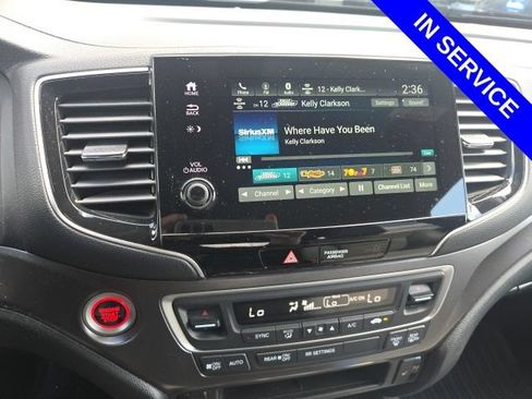 Used 2023 Honda Passport EX-L image 9