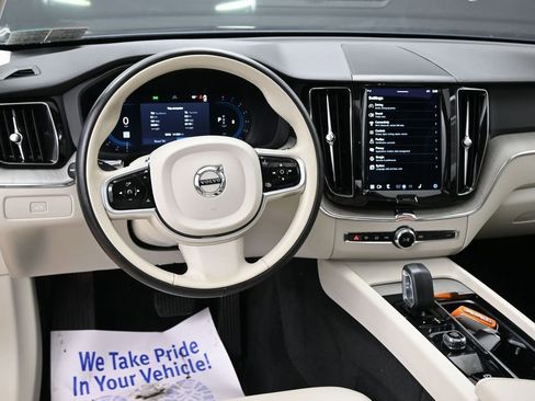 Used 2023 Volvo XC60 B5 Plus w/ Protection Package Premier image 31