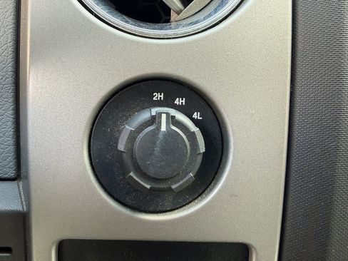 Used 2011 Ford F150 XLT w/ XLT Chrome Pkg AWD/4WD image 15