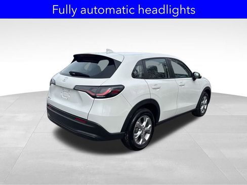 Certified 2024 Honda HR-V LX image 5