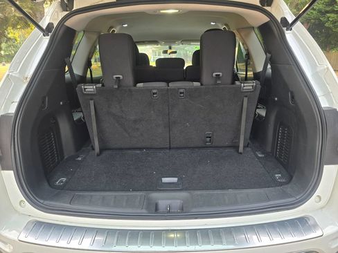 Used 2017 Nissan Pathfinder S AWD/4WD image 20