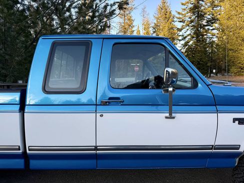 Used 1994 Ford F250 XLT image 28