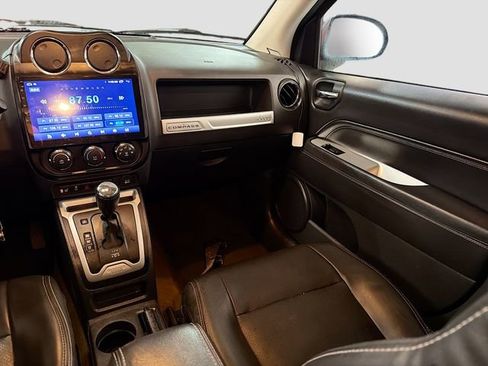 Used 2016 Jeep Compass High Altitude image 22