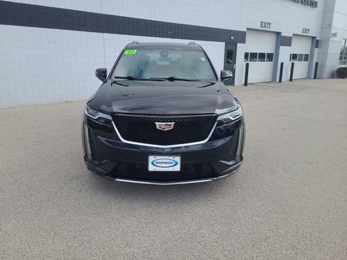 Used 2022 Cadillac XT6 Sport w/ Technology Package AWD/4WD image 10