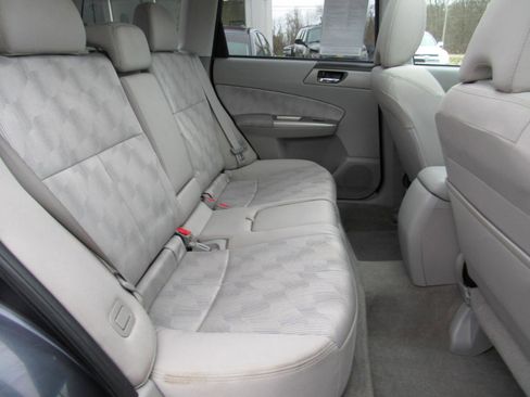 Used 2010 Subaru Forester 2.5X Premium w/ Popular Equipment Group 1A image 8