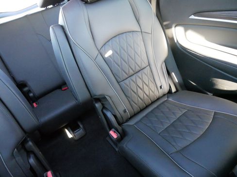 Used 2023 Buick Enclave Avenir w/ Avenir Technology Package image 14