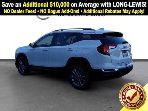 Used 2024 GMC Terrain SLT image 4