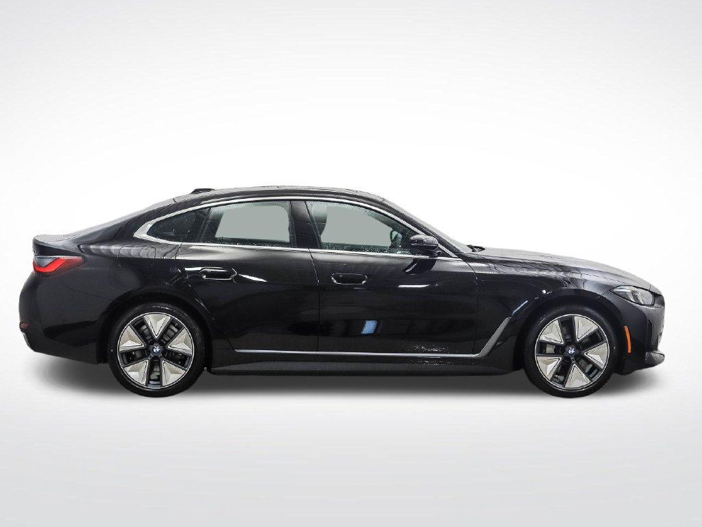 Used 2026 BMW i4 xDrive40i w/ Parking Assistance Package AWD/4WD image 6