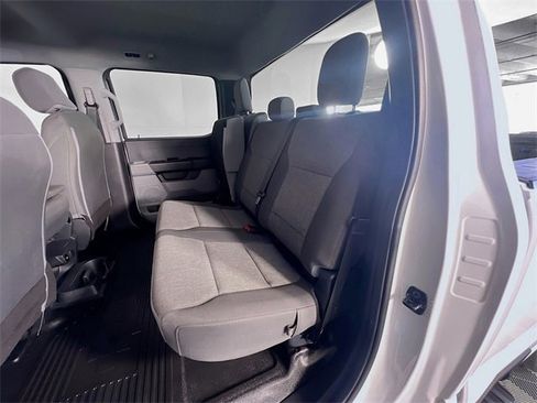 Used 2024 Ford F250 XL w/ XL Chrome Package image 26