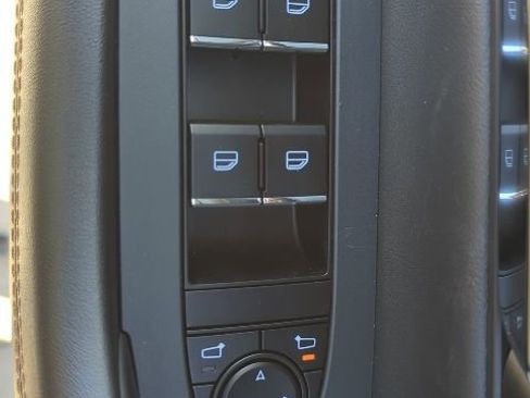 New 2026 MAZDA CX-70 3.3 Turbo w/ Preferred Package image 12