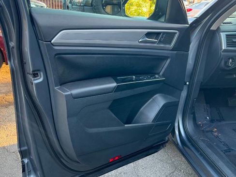 Used 2019 Volkswagen Atlas SE w/ Towing Package image 29