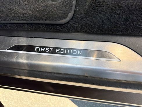 Used 2022 Land Rover Range Rover Long Wheelbase First Edition AWD/4WD image 12
