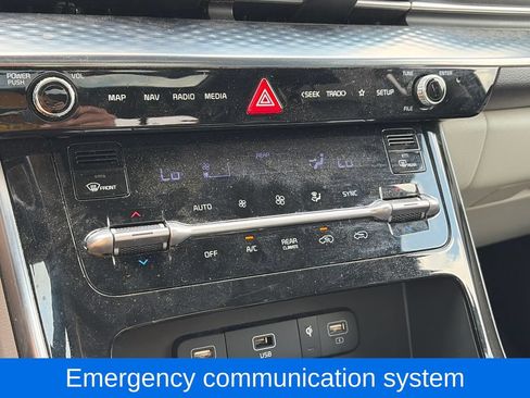 Used 2024 Kia Carnival SX Prestige FWD image 25