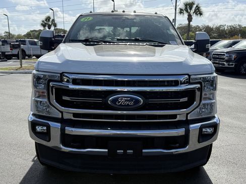 Used 2021 Ford F250 Lariat w/ FX4 Off-Road Package image 8