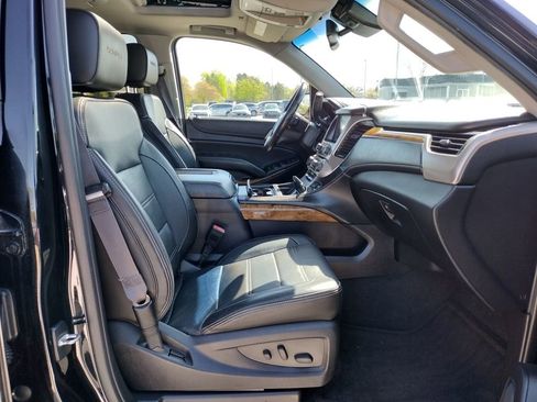 Used 2015 GMC Yukon Denali w/ Premium Package AWD/4WD image 11