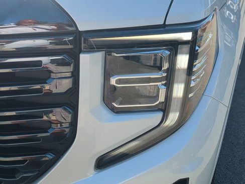 Used 2024 GMC Sierra 1500 Denali Ultimate image 11