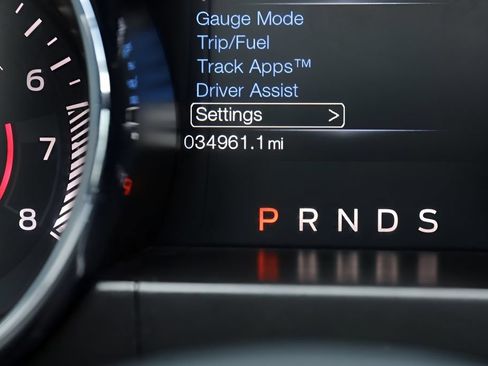 Used 2015 Ford Mustang Coupe RWD image 30