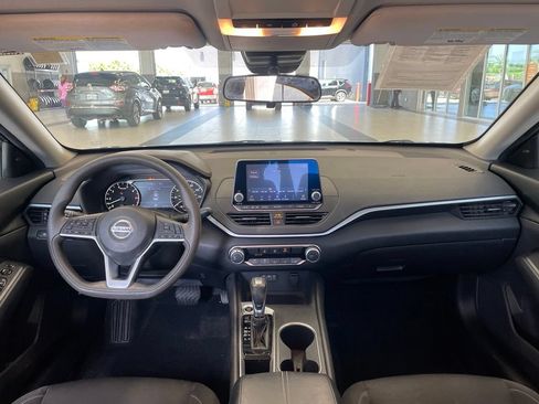 Certified 2022 Nissan Altima 2.5 SV FWD image 11