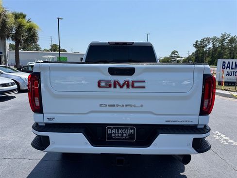 Used 2022 GMC Sierra 2500 Denali w/ Denali Ultimate Package AWD/4WD image 7