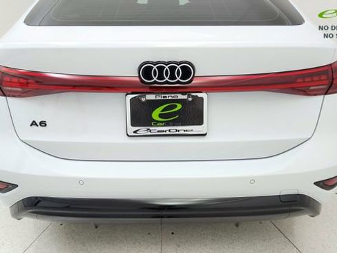 Used 2025 Audi A6 e-tron Premium Plus w/ Premium Plus RWD image 12