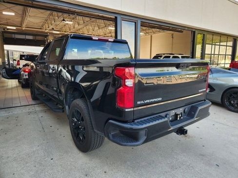 Used 2023 Chevrolet Silverado 1500 Custom image 4