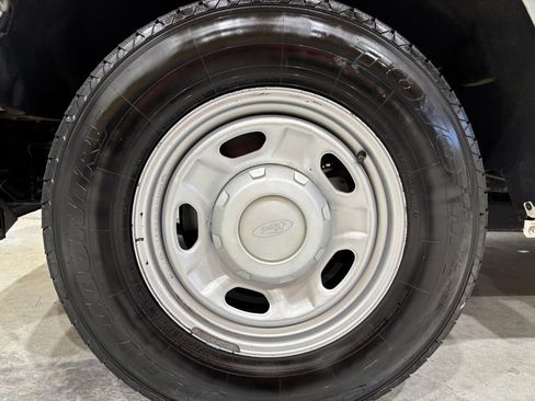 Used 2012 Ford F250 XL image 22