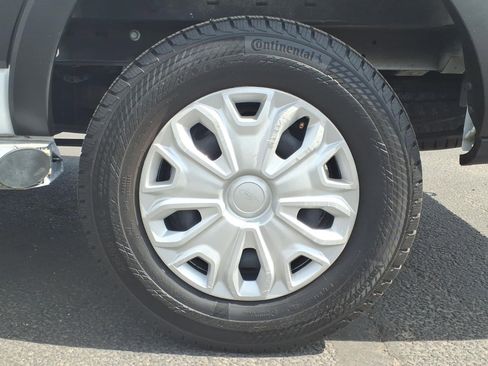 Used 2024 Ford Transit 250 Low Roof w/ Exterior Upgrade Package image 9