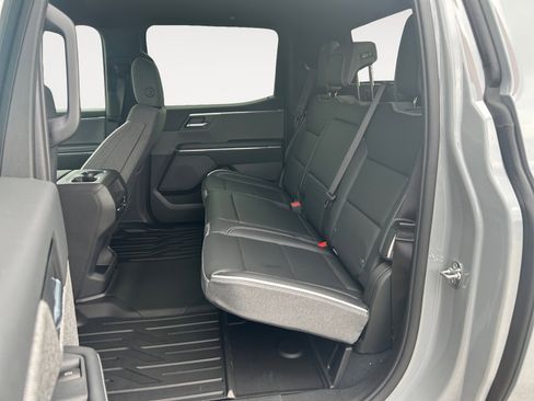 New 2026 GMC Sierra EV Elevation w/ LPO, Elevation Dark Package image 22