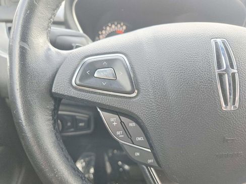 Used 2017 Lincoln MKC Premiere FWD image 19