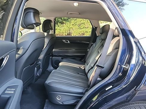 Used 2025 Genesis GV80 2.5T Standard AWD/4WD image 19