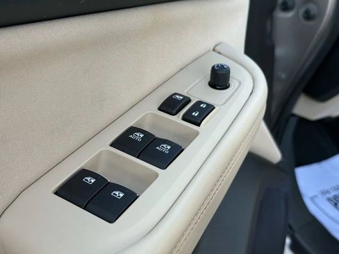 Used 2018 Subaru Legacy 2.5i Premium w/ Moonroof Package image 17