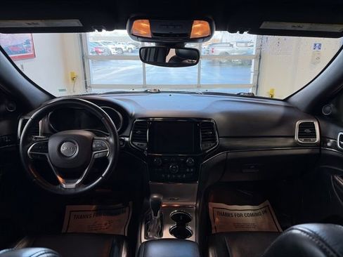Used 2019 Jeep Grand Cherokee Limited image 12