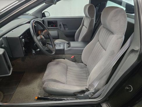 Used 1988 Pontiac Fiero GT image 65