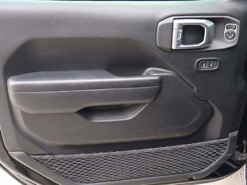 Used 2023 Jeep Wrangler Sport S image 7