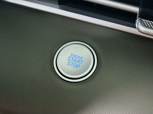 Certified 2025 Hyundai Elantra Sport FWD image 34