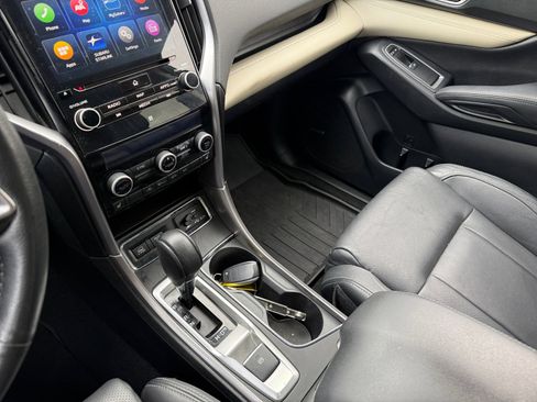 Used 2020 Subaru Ascent Limited w/ Technology Package AWD/4WD image 13