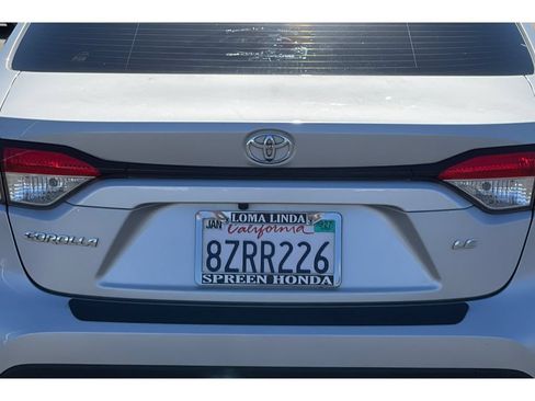 Used 2022 Toyota Corolla LE FWD image 15