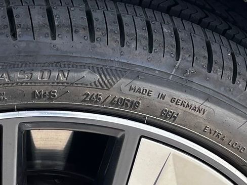 Used 2023 BMW i4 eDrive35 image 8