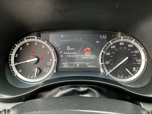 Used 2022 Toyota Highlander XLE image 13