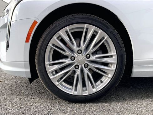 Used 2026 Cadillac CT4 Premium Luxury AWD/4WD image 8