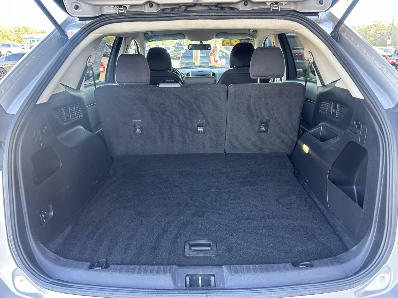 Used 2015 Ford Edge SEL FWD image 17