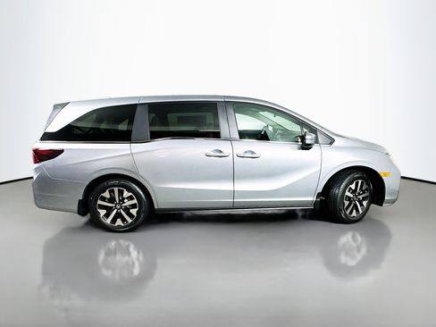 New 2026 Honda Odyssey EX-L image 8