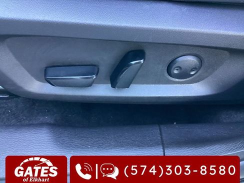 Used 2025 Mitsubishi Outlander SE AWD/4WD image 16
