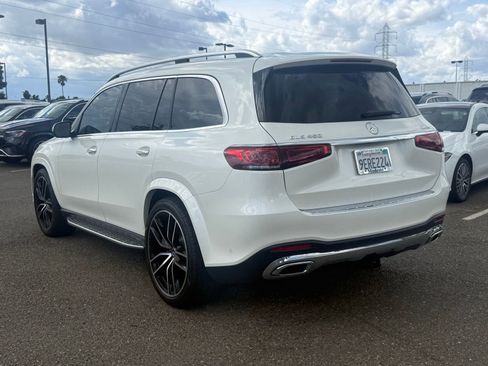 Used 2023 Mercedes-Benz GLS 450 4MATIC image 3