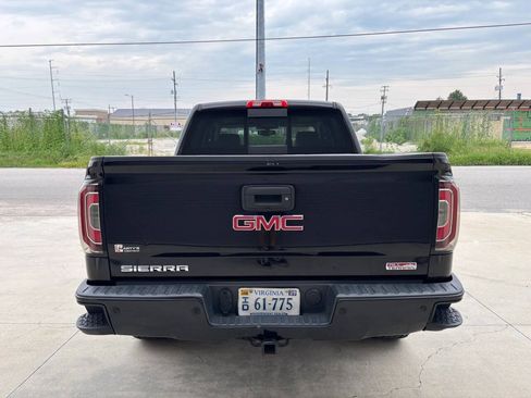 Used 2016 GMC Sierra 1500 SLT w/ All Terrain X Package AWD/4WD image 5