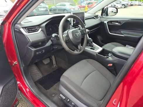 Used 2023 Toyota RAV4 XLE AWD/4WD image 44