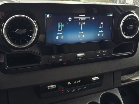 New 2025 Mercedes-Benz Sprinter 2500 image 26