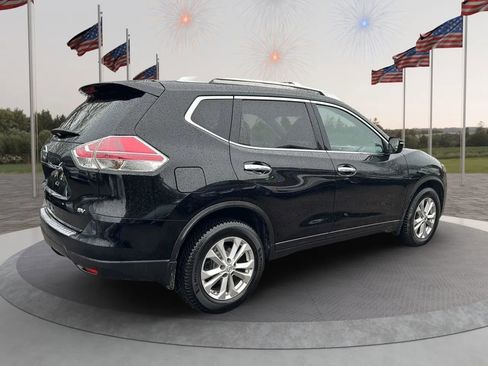 Used 2015 Nissan Rogue SV image 5