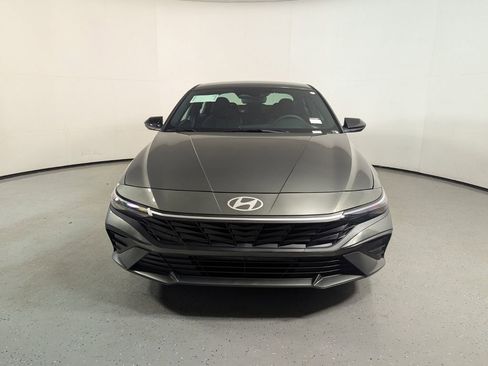 New 2026 Hyundai Elantra Sport image 2