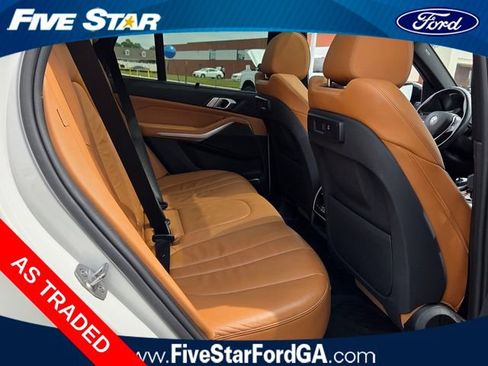 Used 2019 BMW X5 xDrive40i w/ Premium Package 2 AWD/4WD image 15